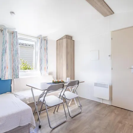 Mobilhome 4-6 Personnes *